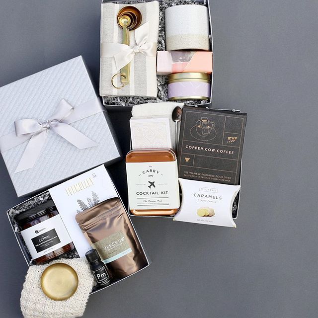 Tap to design your own gift box at pumeli.com. #pumeli #corporategifting #birthd...