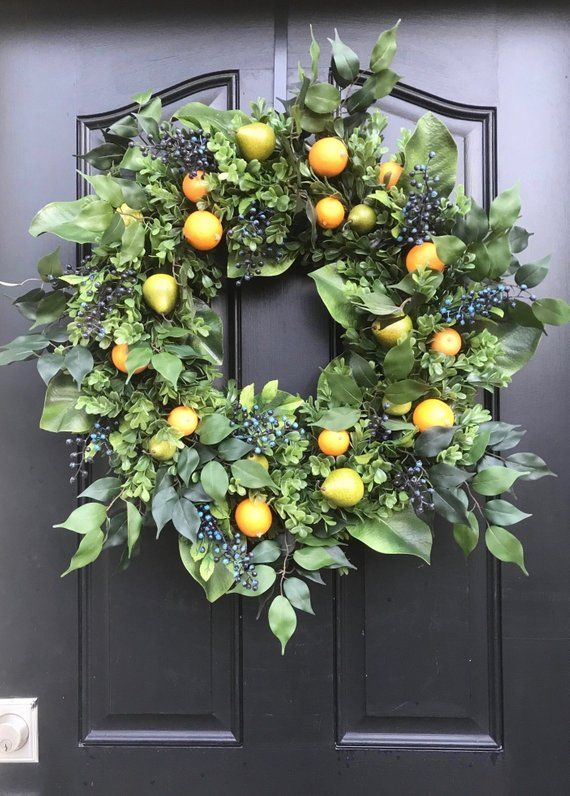 Colonial Williamsburg Fruit Wreath, Christmas Wreaths, Holiday Wreath, Front Doo...