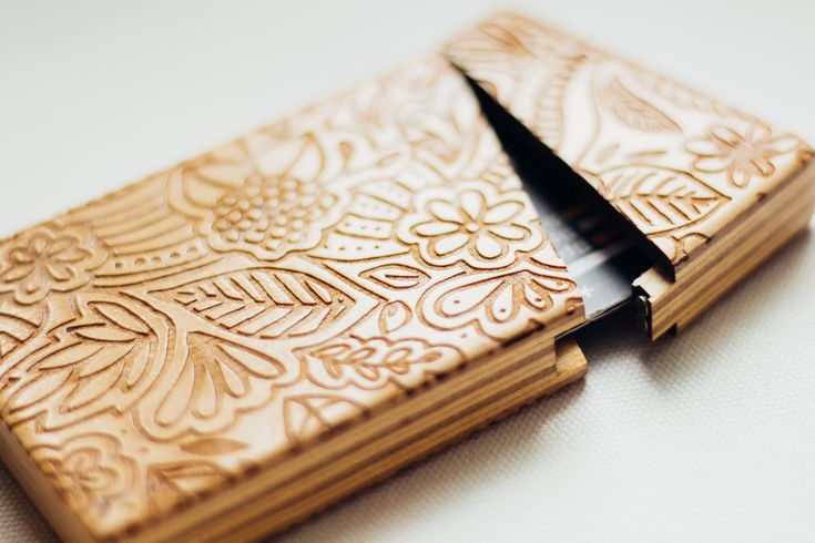 Wooden Wallet Credit Card Holder Women Gift Engraved Business Card Holder Case C...