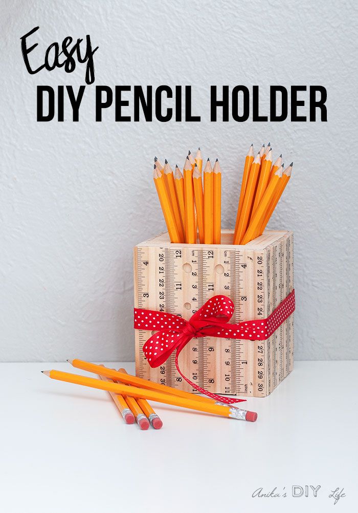 Looking for an easy DIY teacher gift? This wooden pencil holder is perfect! Lear...