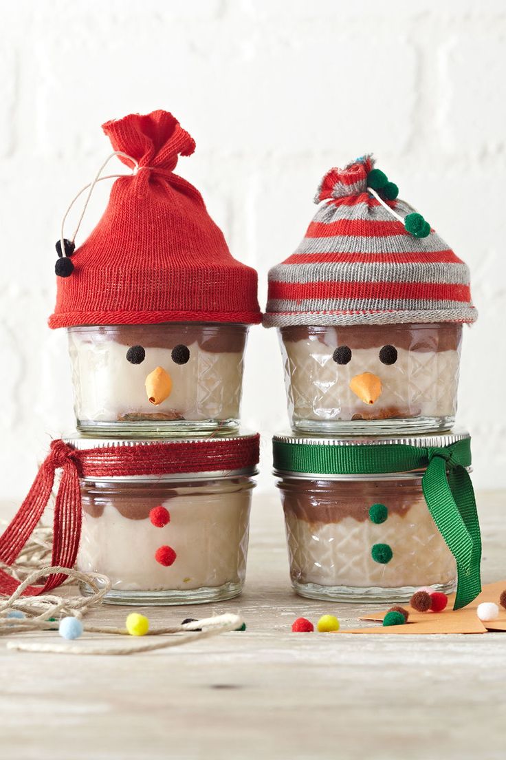 These festive snowman snacks are almost too cute to eat -- almost! Inside the ja...