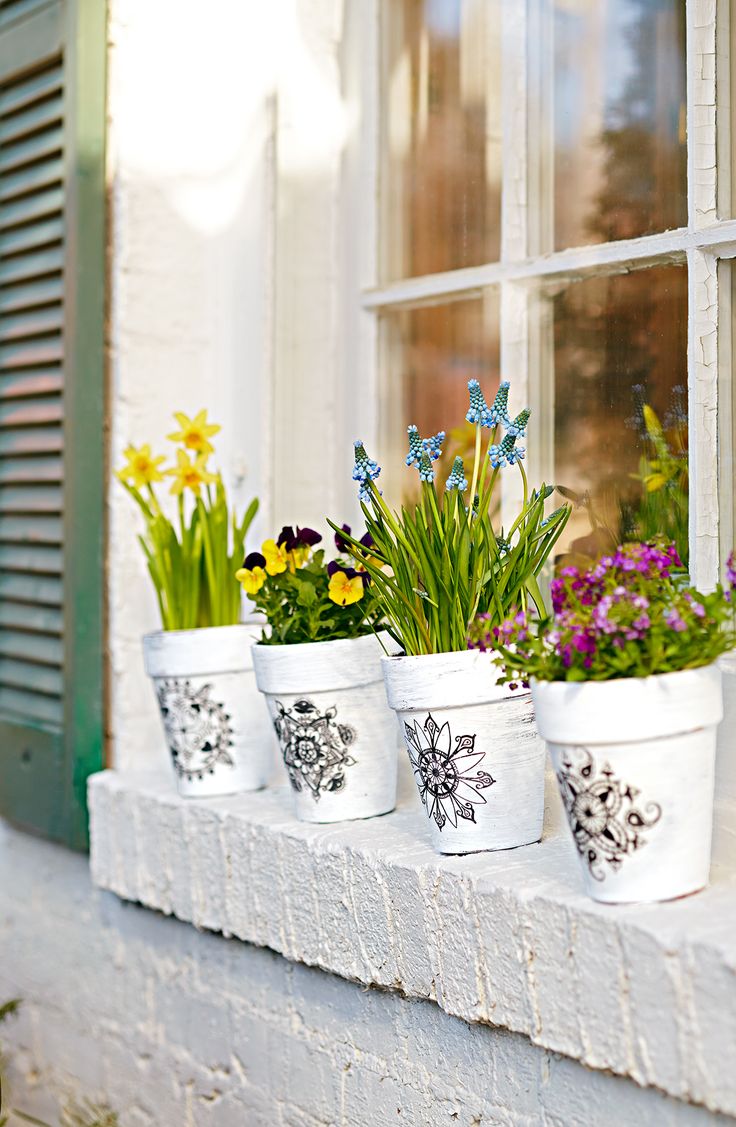 This Christmas, upgrade a gardener's windowsill or a foodie's herb display. #diy...
