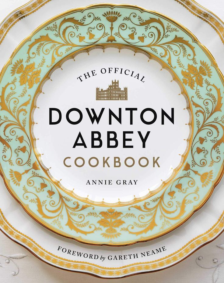 Amazon.com: The Official Downton Abbey Cookbook (9781681883694): Annie Gray: Gat...